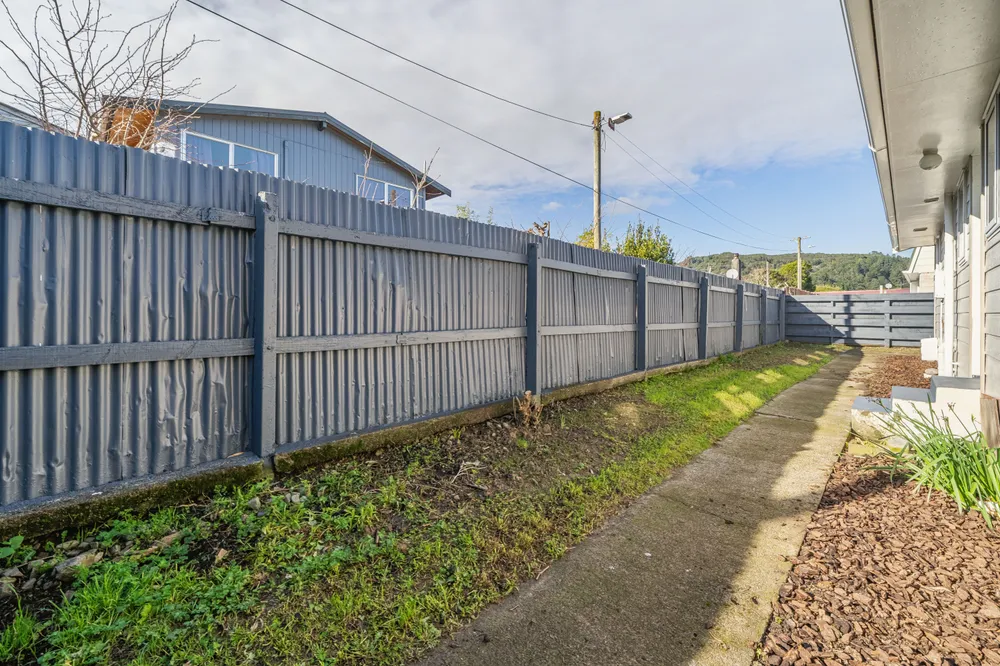 Photos of 122c Martin Street