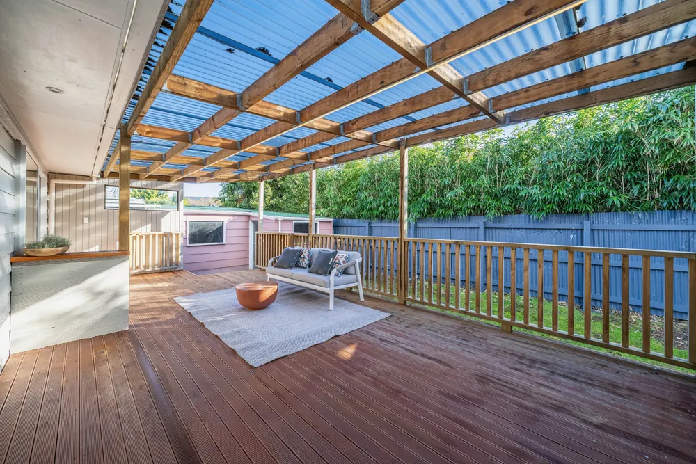 Photos of 122c Martin Street