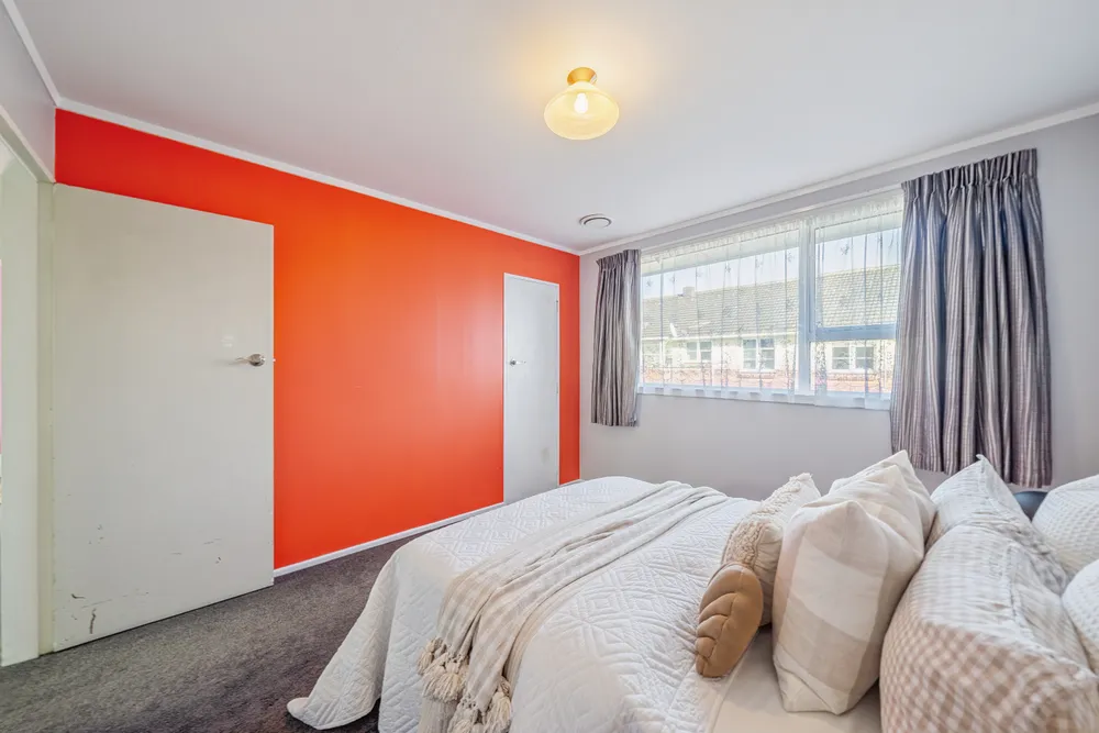Photos of 122c Martin Street