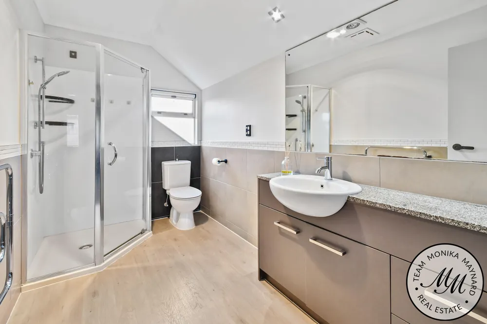 Photos of 9 Muirlea Drive