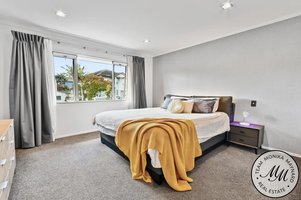 Photos of 9 Muirlea Drive
