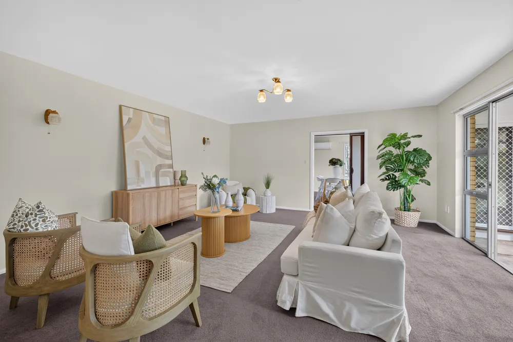 Photos of 20 Delaware Crescent
