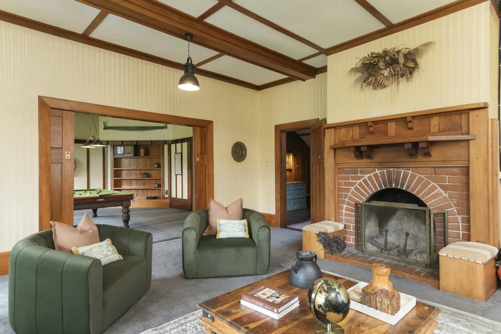 Photos of 1909 Tiniroto Road