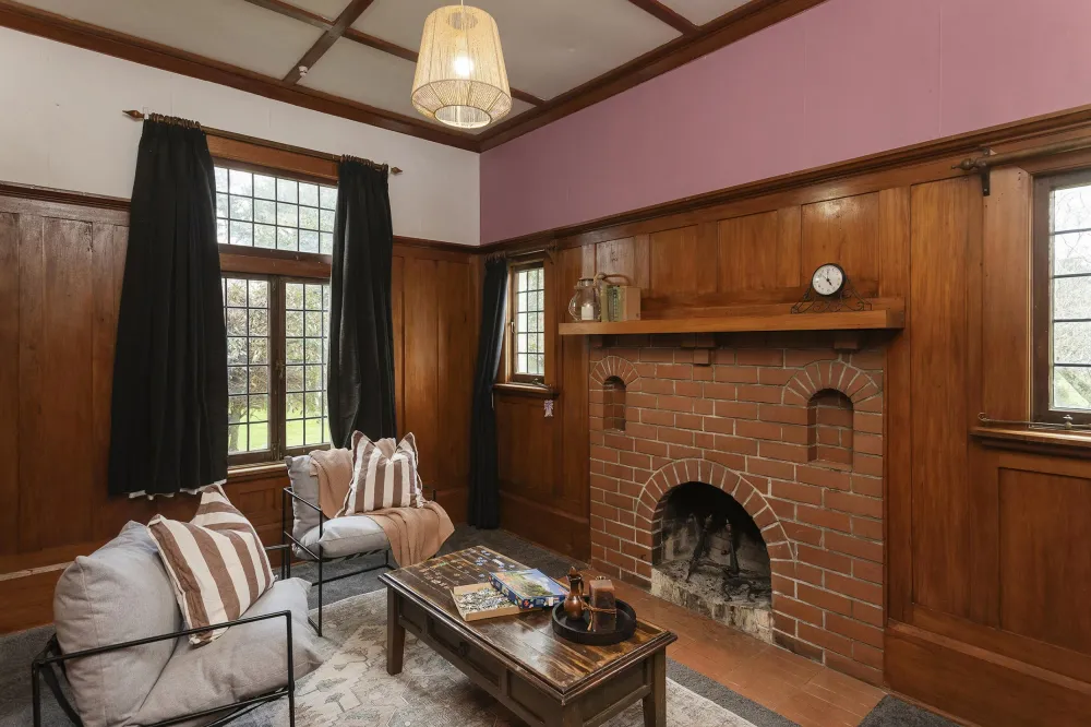 Photos of 1909 Tiniroto Road