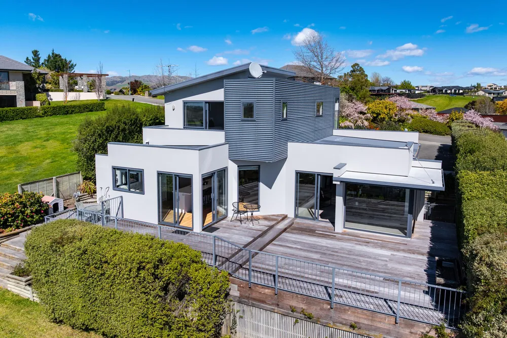 Photos of 17 Pine Hill Rise