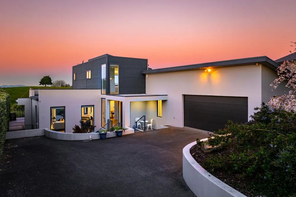 Photos of 17 Pine Hill Rise