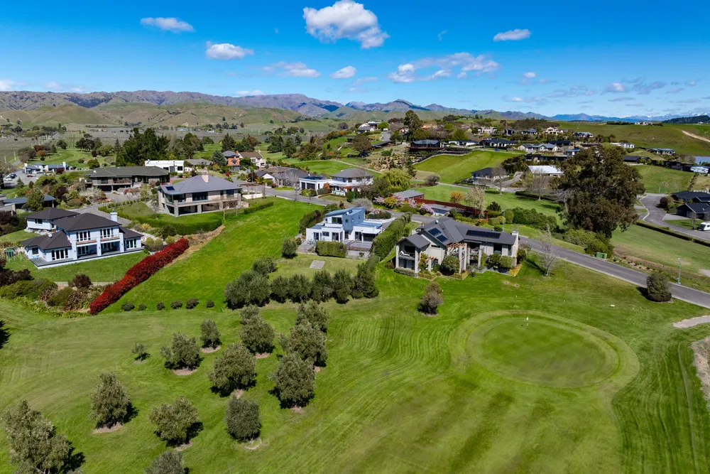 Photos of 17 Pine Hill Rise