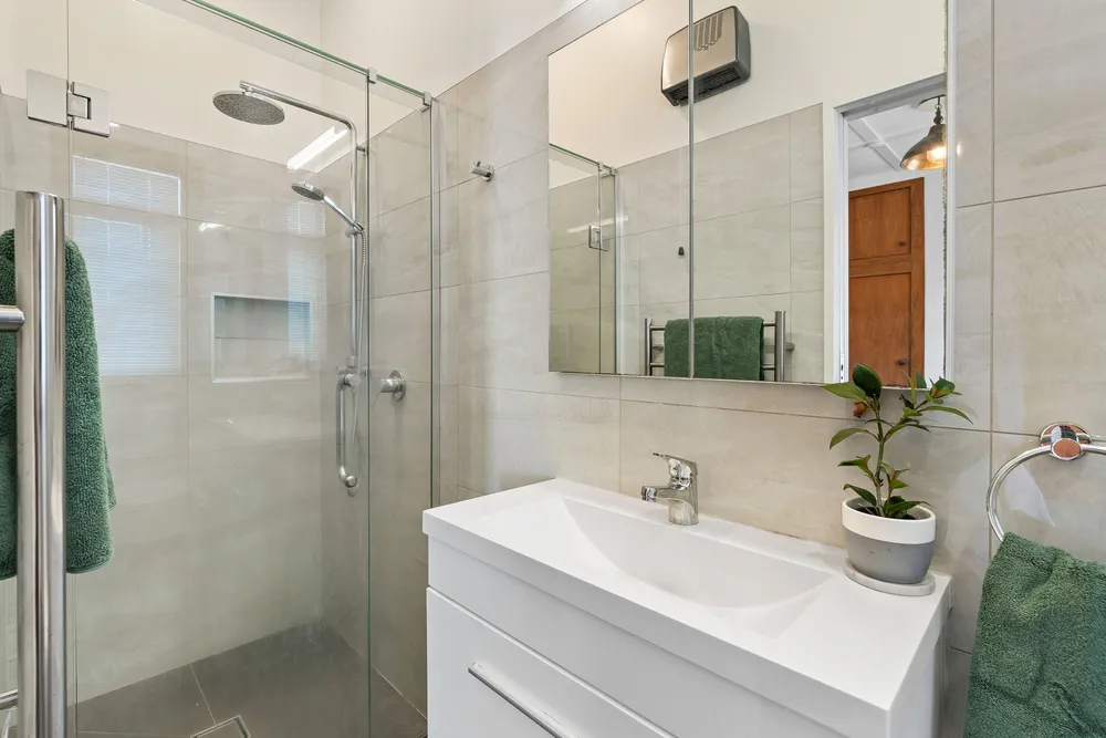 Photos of 77 Woodward Road
