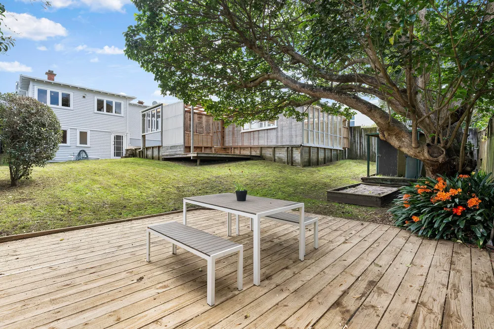 Photos of 77 Woodward Road