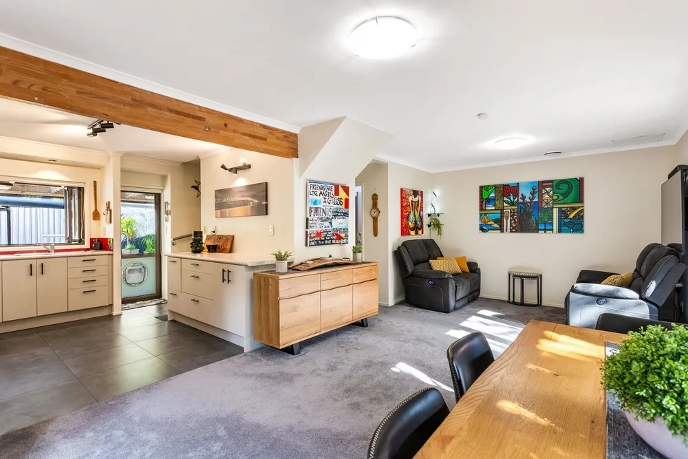 Photos of 212 Shaw Road