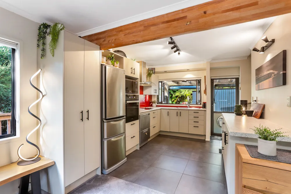 Photos of 212 Shaw Road