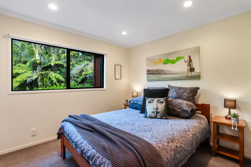 Photos of 212 Shaw Road