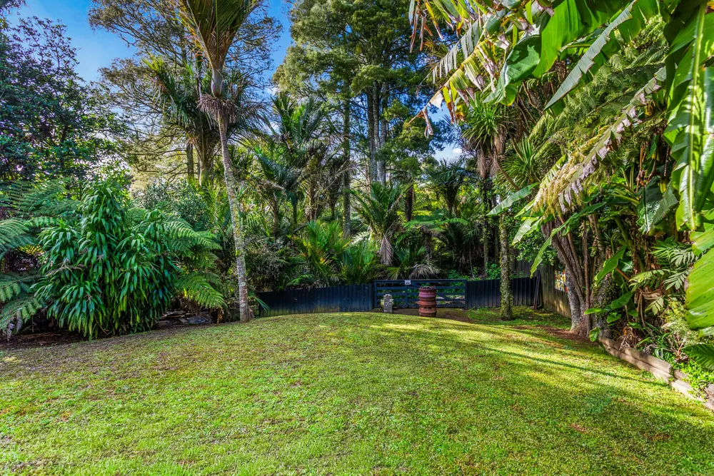 Photos of 212 Shaw Road