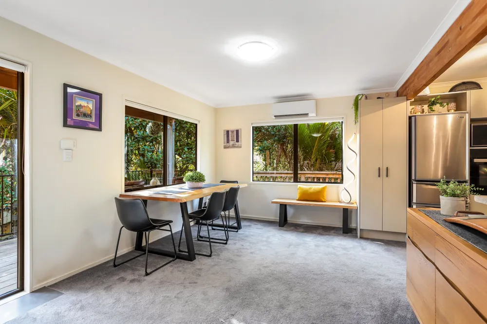 Photos of 212 Shaw Road