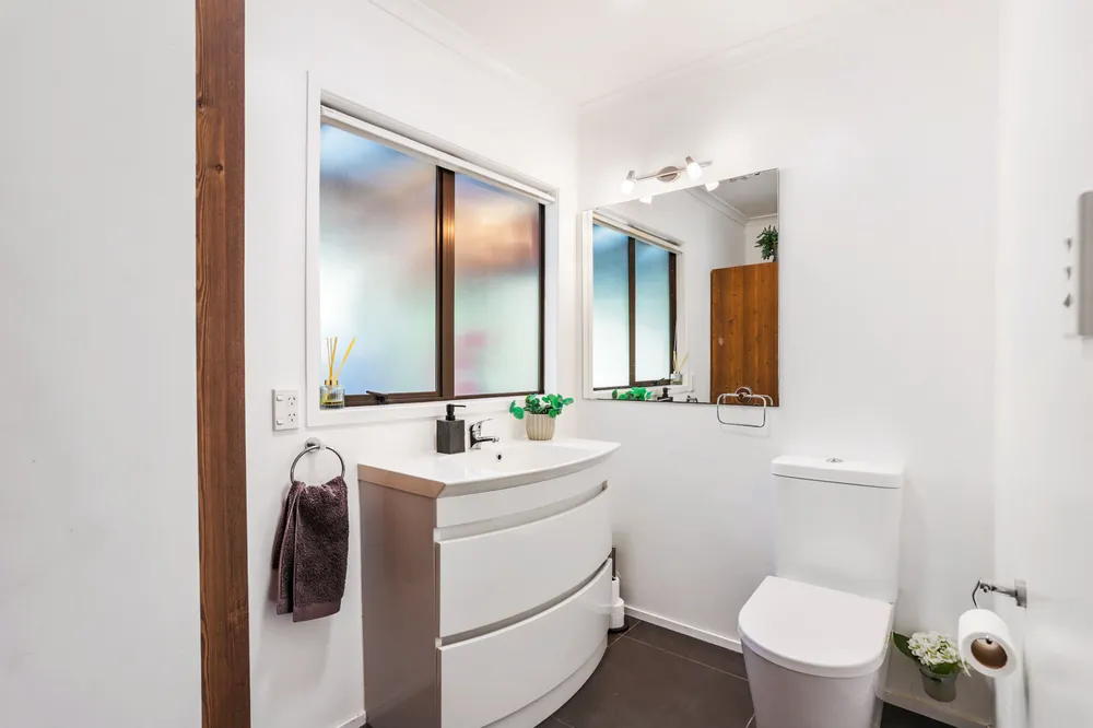 Photos of 212 Shaw Road