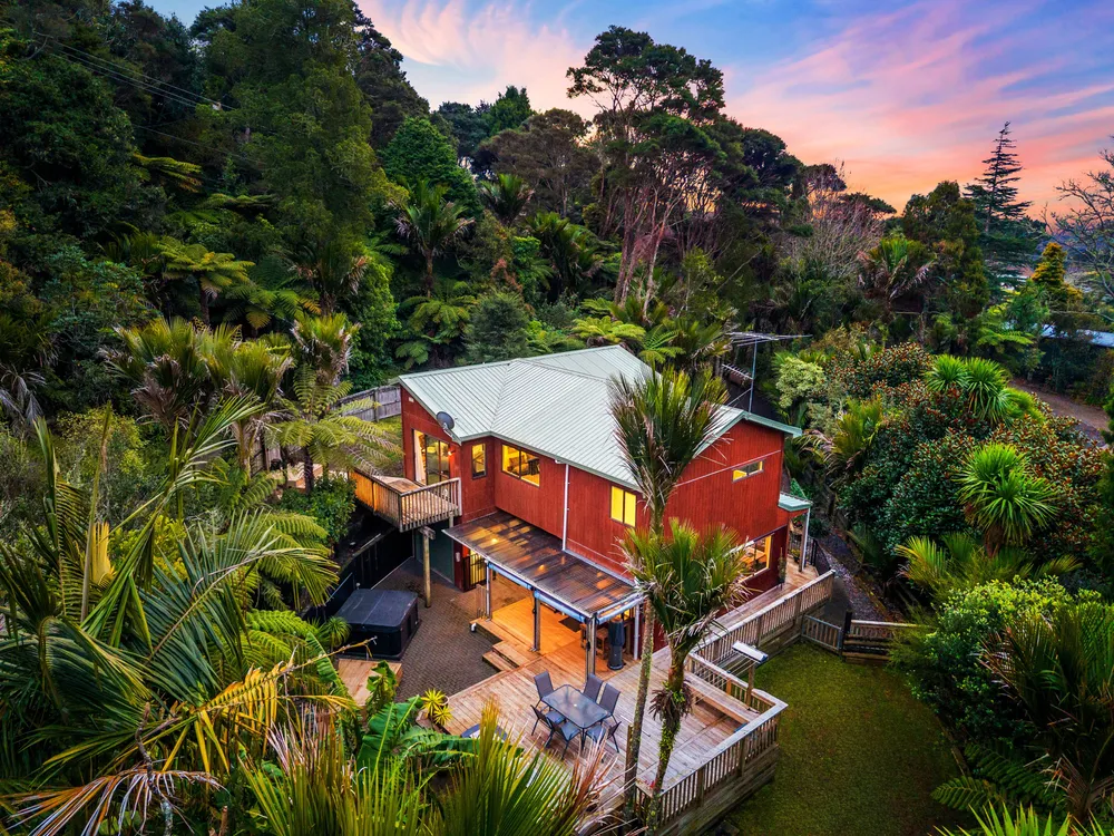 Photos of 212 Shaw Road