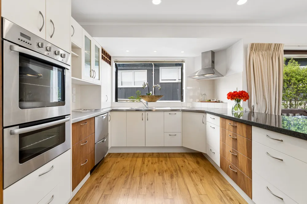 Photos of 174 Fisher Parade