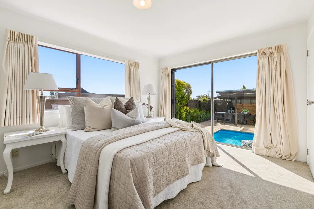 Photos of 174 Fisher Parade