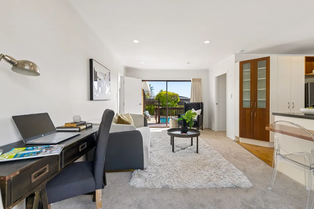 Photos of 174 Fisher Parade