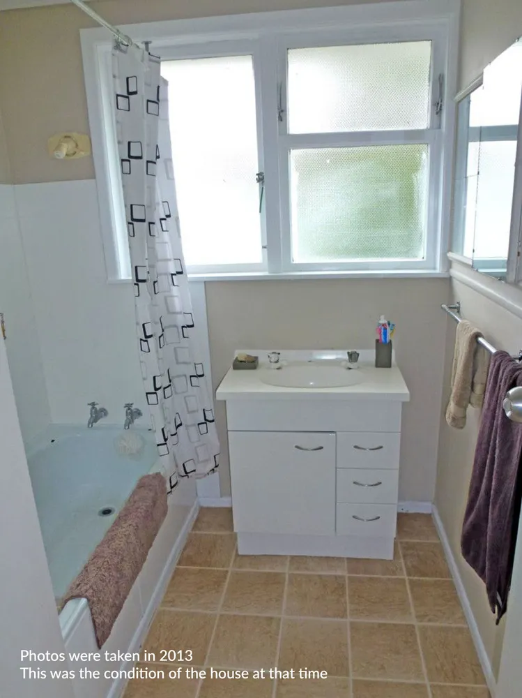 Photos of 24 Meadow Park Crescent