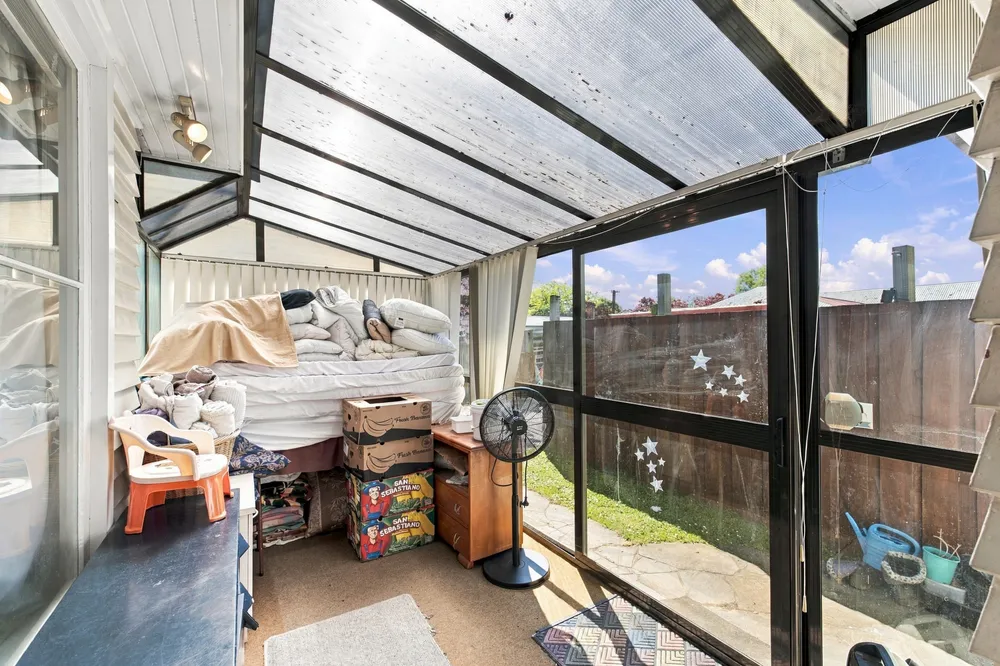Photos of 72 Isleworth Road