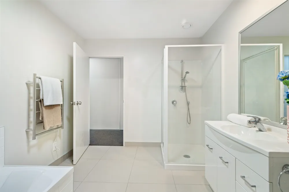 Photos of 48 Popokatea Drive