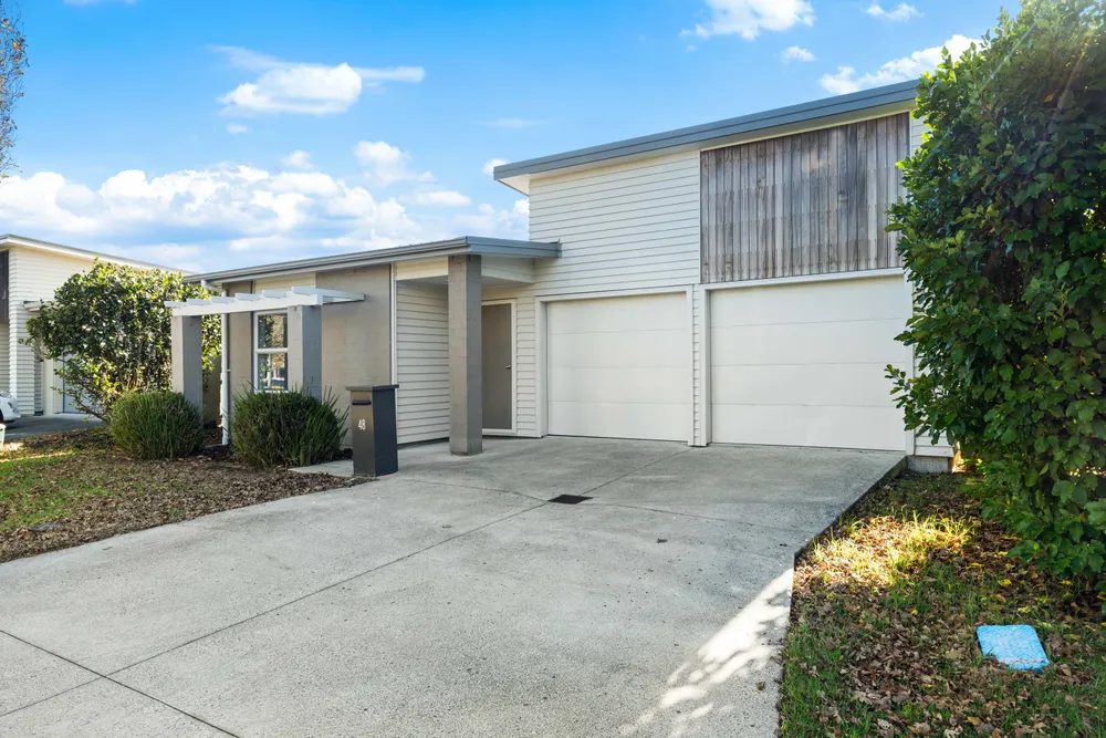 Photos of 48 Popokatea Drive