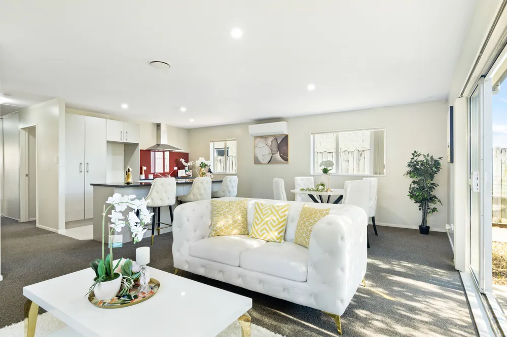 Photos of 48 Popokatea Drive