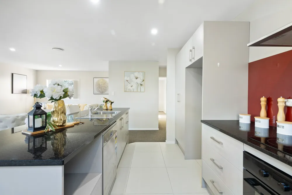 Photos of 48 Popokatea Drive