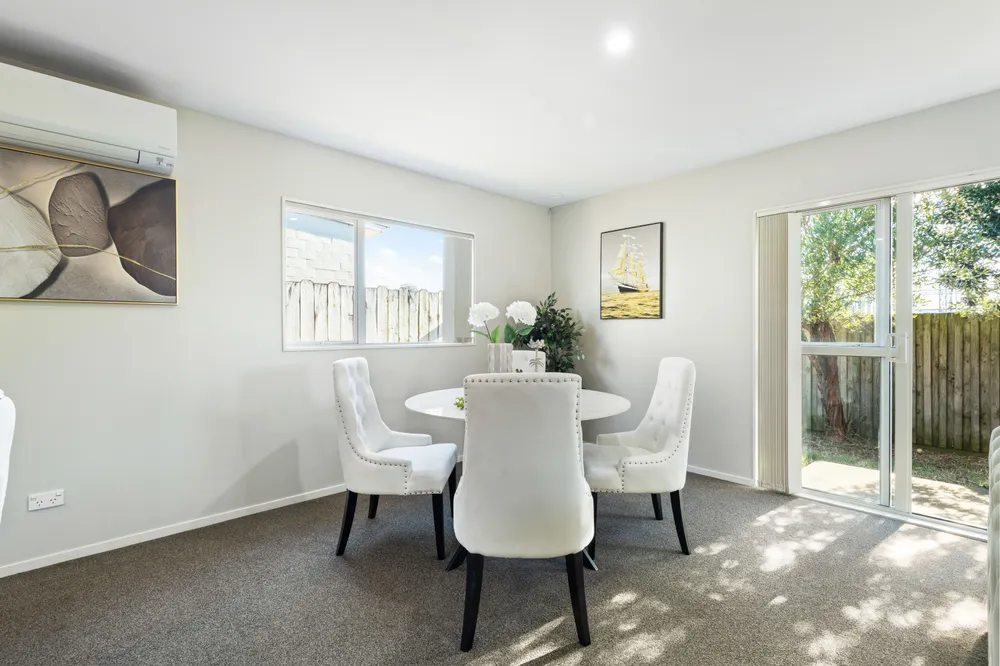 Photos of 48 Popokatea Drive
