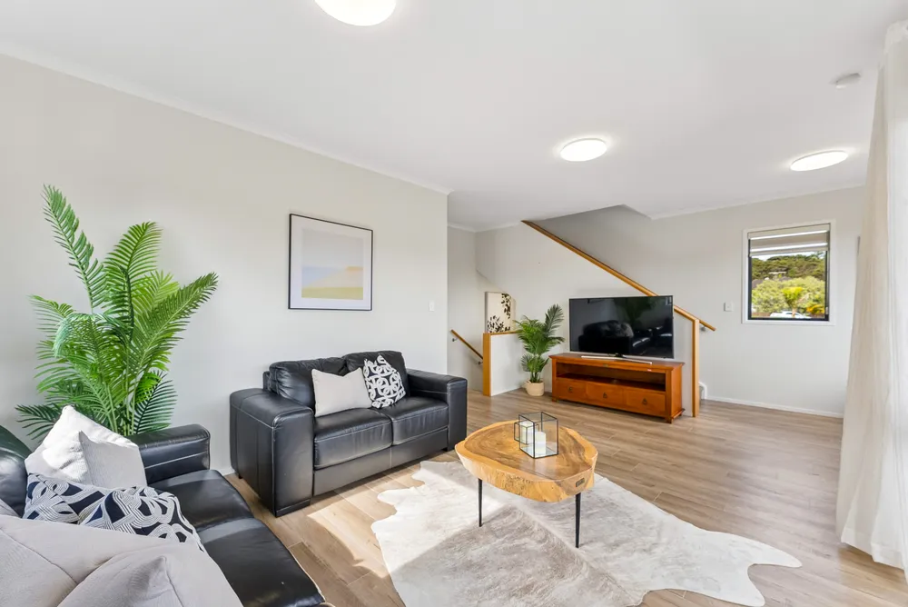 Photos of 6 Ashurst Lane