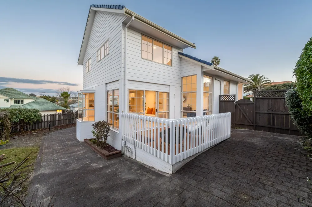 Photos of 8 Covina Place