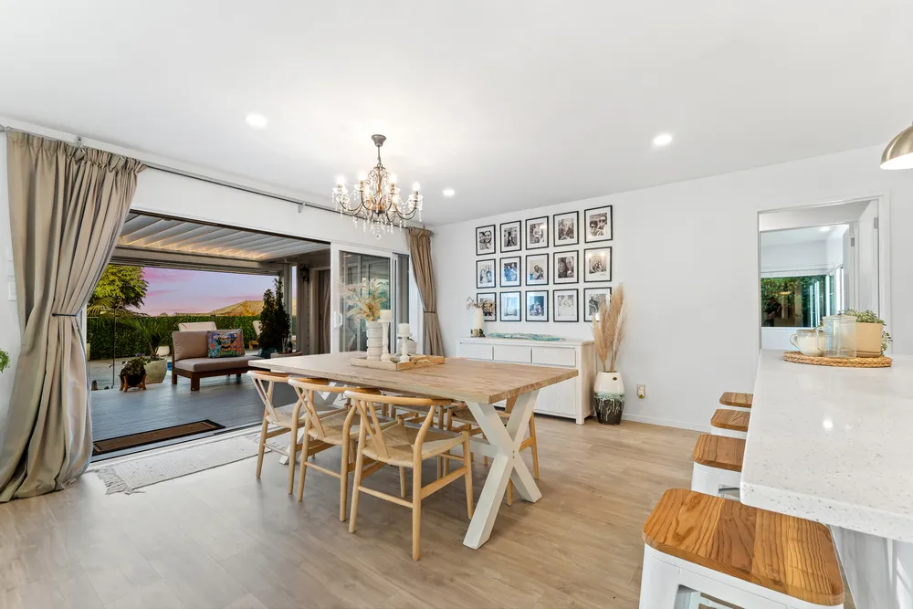 Photos of 24 Woodridge Drive
