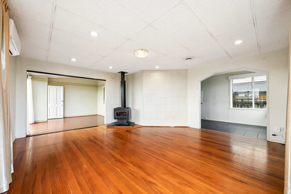 Photos of 62 Tiverton Road