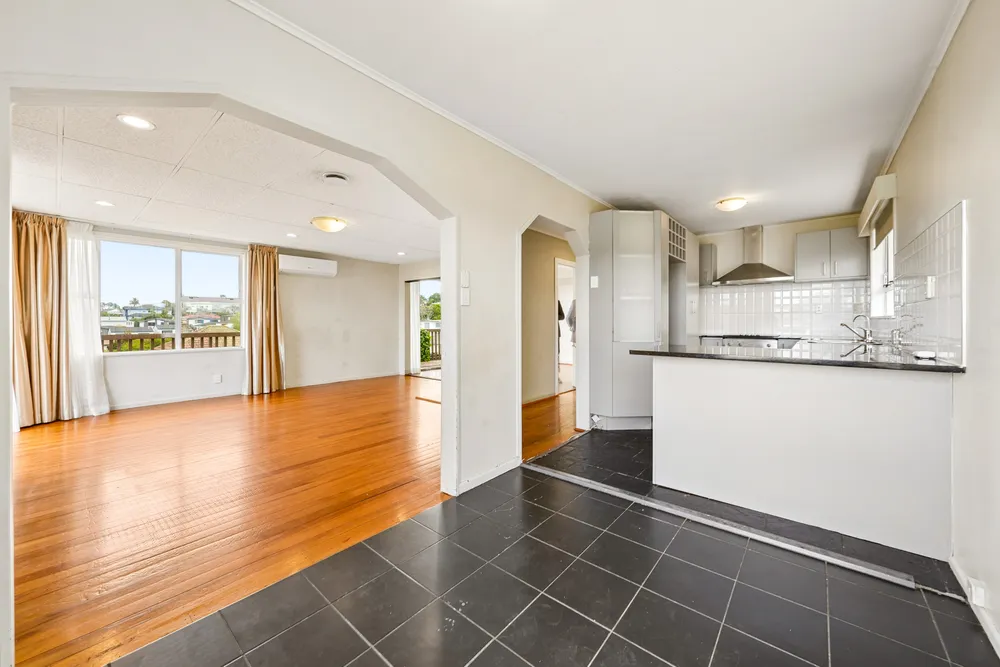 Photos of 62 Tiverton Road