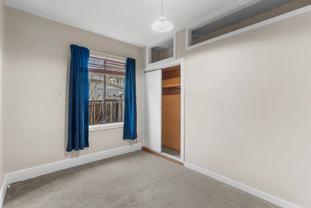 Photos of 31 Rosebery Street
