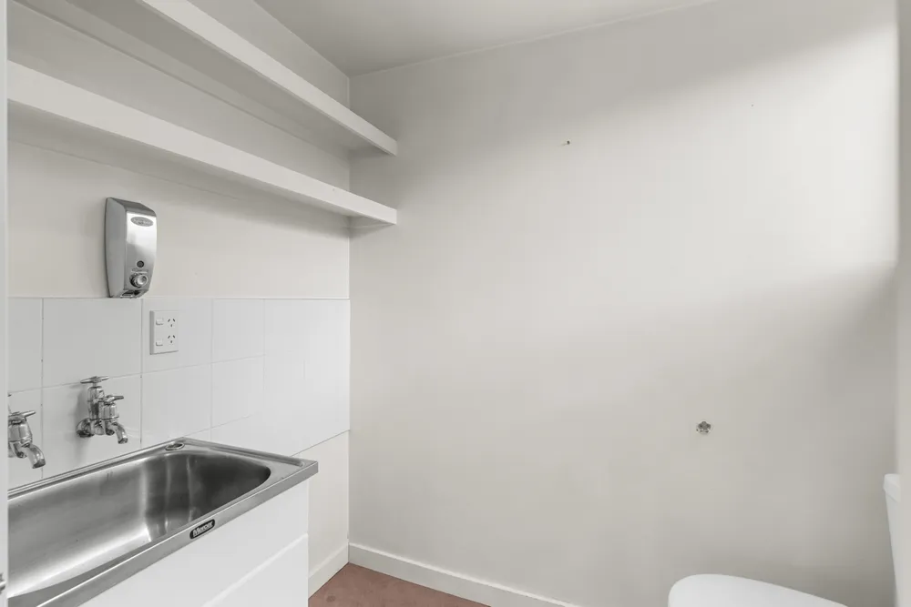 Photos of 31 Rosebery Street