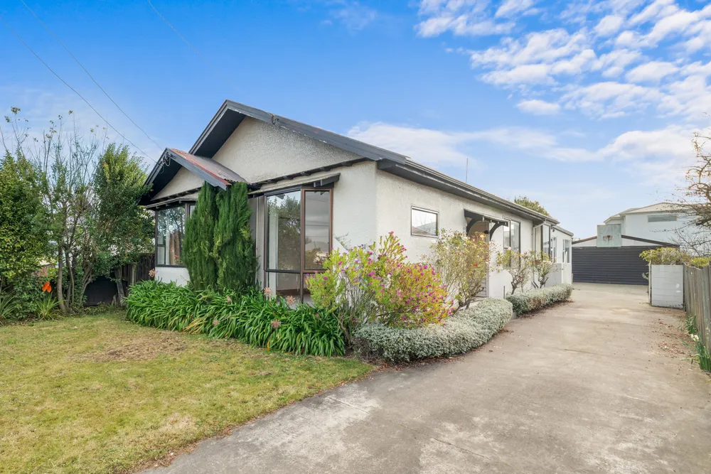 Photos of 31 Rosebery Street