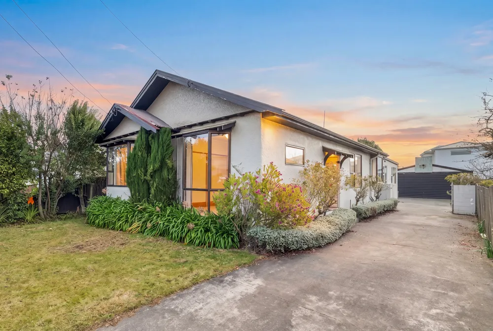 Photos of 31 Rosebery Street