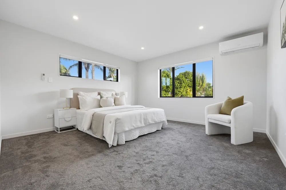 Photos of 1A Maunder Place