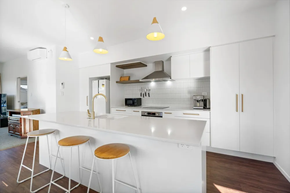 Photos of 2 Tupeia Lane