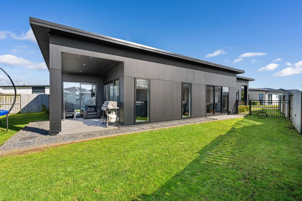 Photos of 2 Tupeia Lane