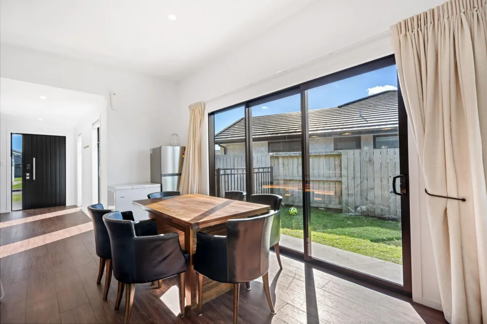 Photos of 2 Tupeia Lane