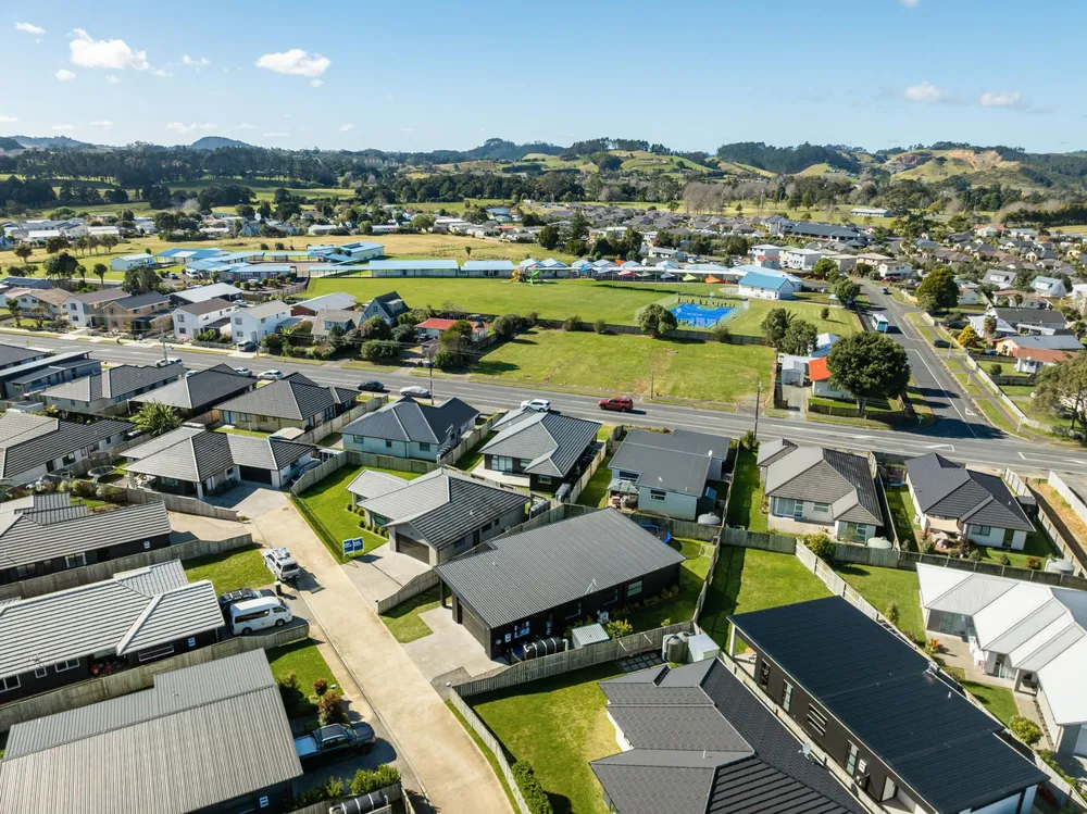 Photos of 2 Tupeia Lane