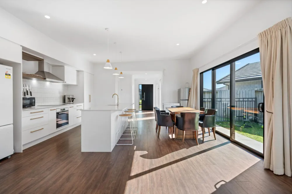 Photos of 2 Tupeia Lane