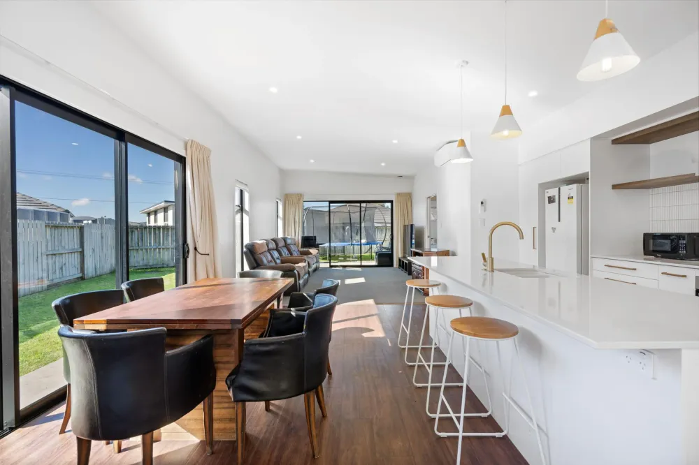 Photos of 2 Tupeia Lane