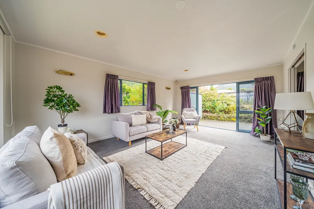 Photos of 34 Birkinshaw Grove