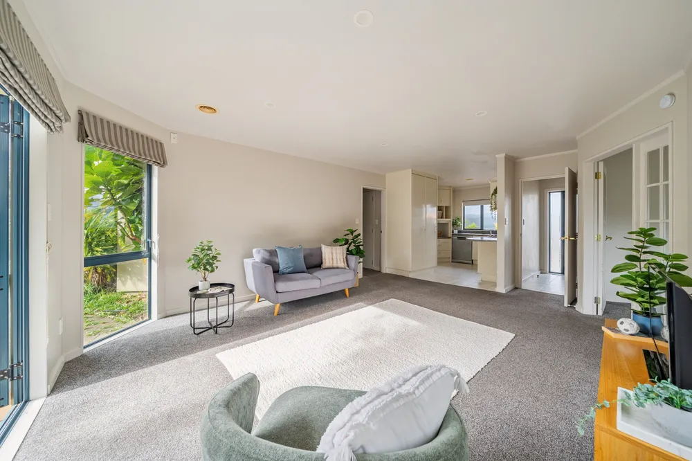 Photos of 34 Birkinshaw Grove