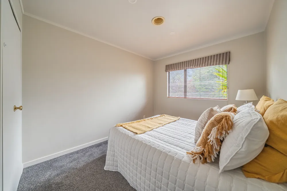 Photos of 34 Birkinshaw Grove