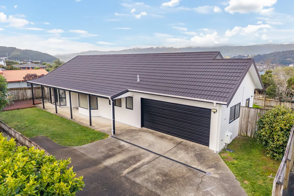 Photos of 34 Birkinshaw Grove